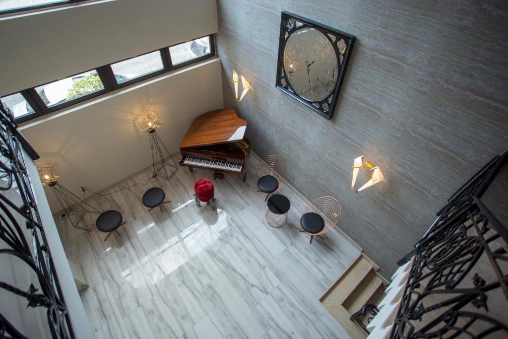 Downtown Hotel — Hotel in Batumi