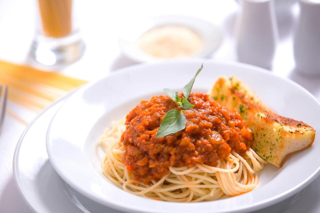 อาหารและเครื่องดื่ม