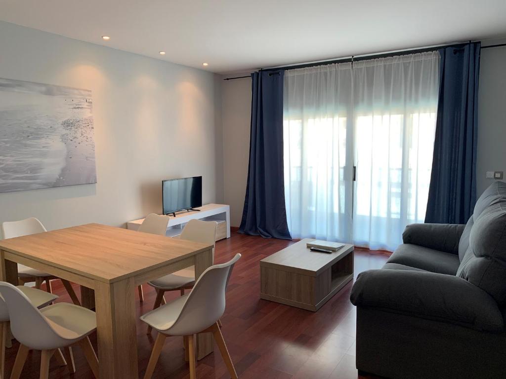 Palamos Apartamentos — Hotel in Costa Brava y Maresme