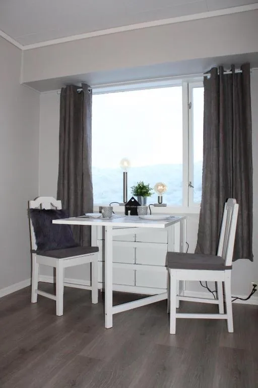 Studioleilighet i Haukedalen, hotel in Holsa