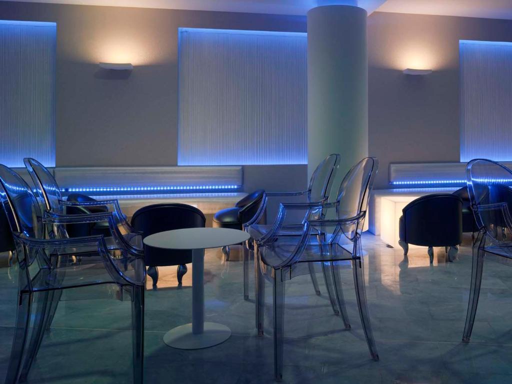 Hotel Villa del Mar — Restaurant & bars in Benidorm, Valencian Community