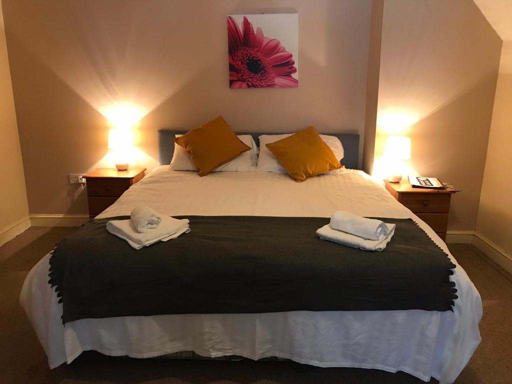 The Newbridge Hotel photo