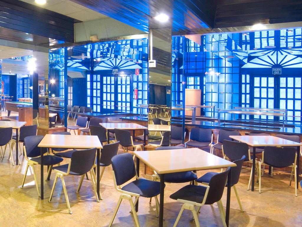 Magic Cristal Park — Restauracje i bary in Benidorm, Wspólnota Walencka