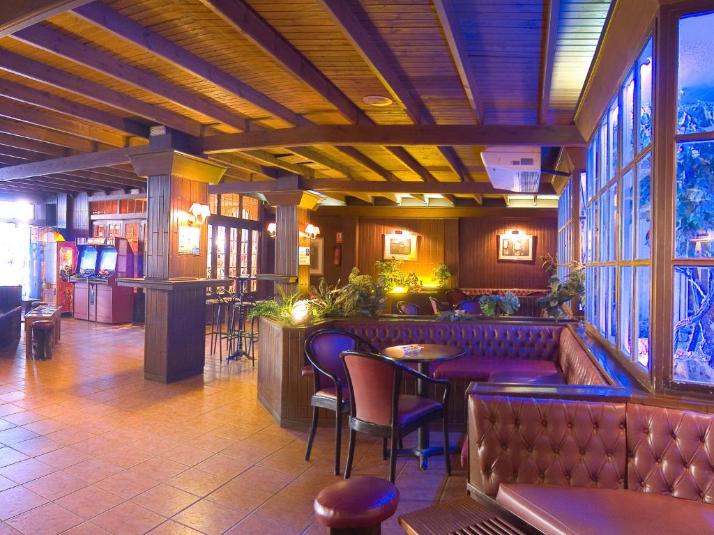 Magic Cristal Park — Restauracje i bary in Benidorm, Wspólnota Walencka