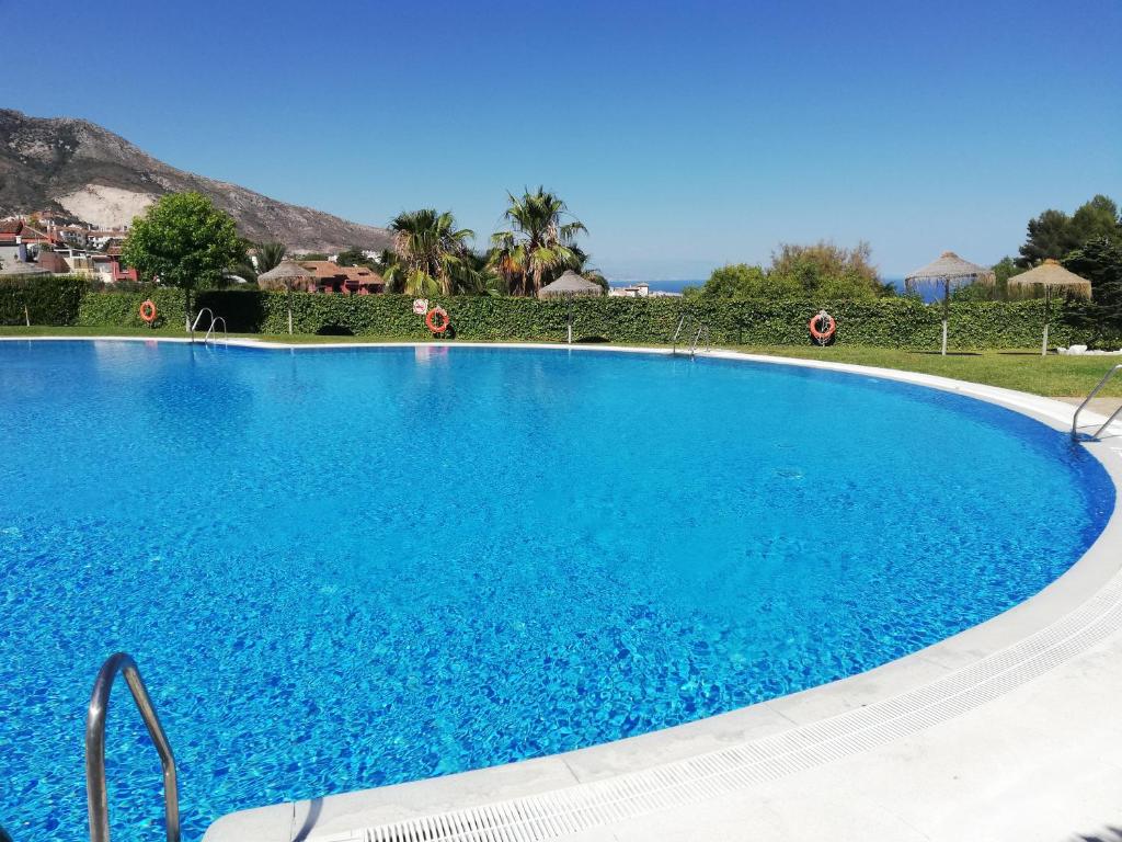 Benalmarina Sea View Apartments — Hotel in Benalmadena