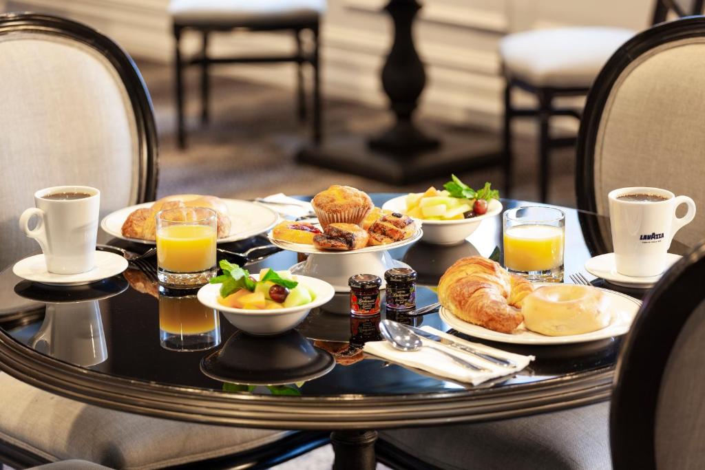 طعام و مشروبات