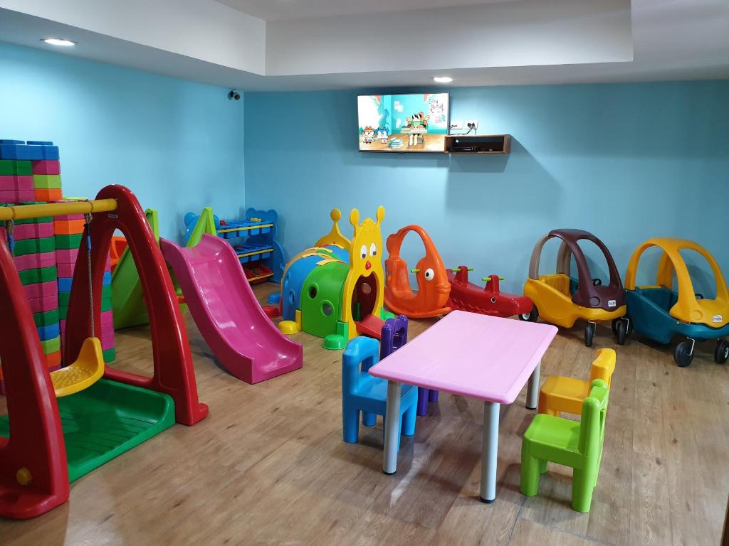 Kid’s club
