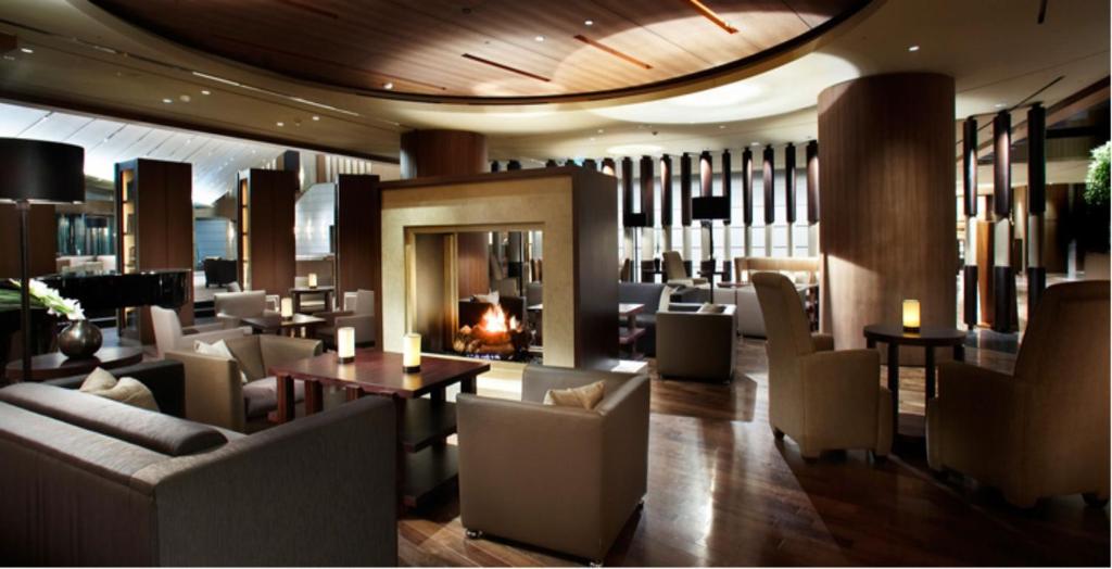 Hotel Dining