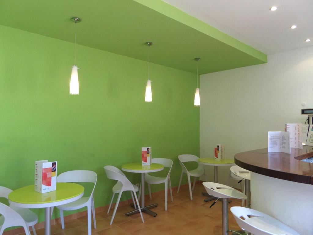 Bar/lounge