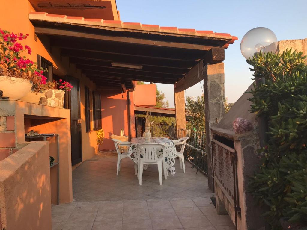 Casa vacanza con terrazza e vista mare photo
