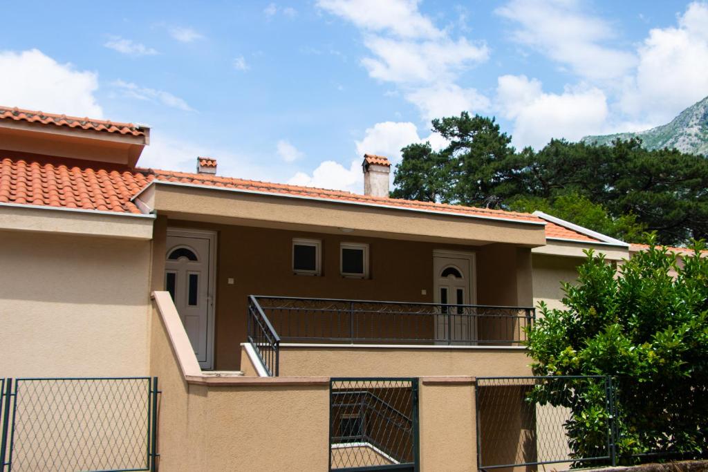Veron Apartments - 5