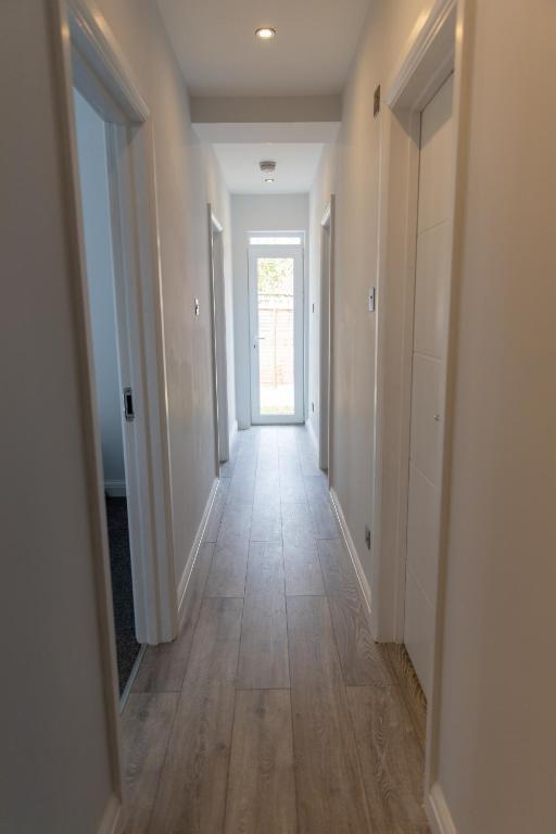 London Northwick Park Serviced Apartments by Riis Property photo