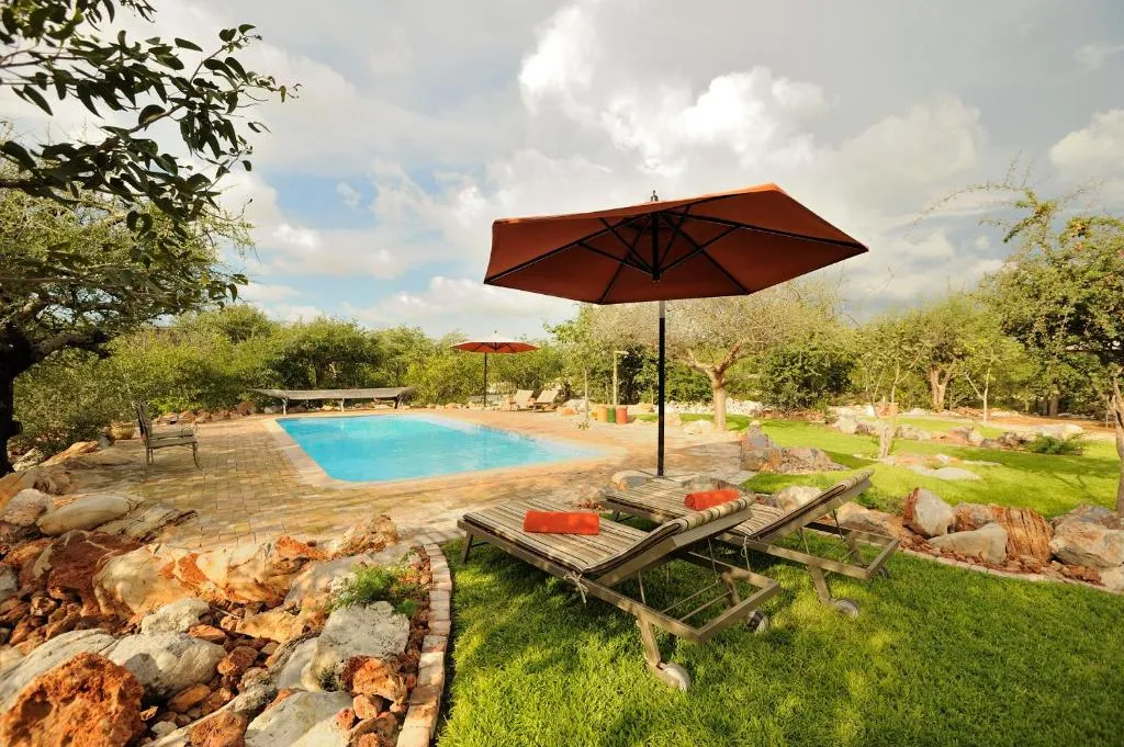 Etosha Village, hotel in Okaukuejo