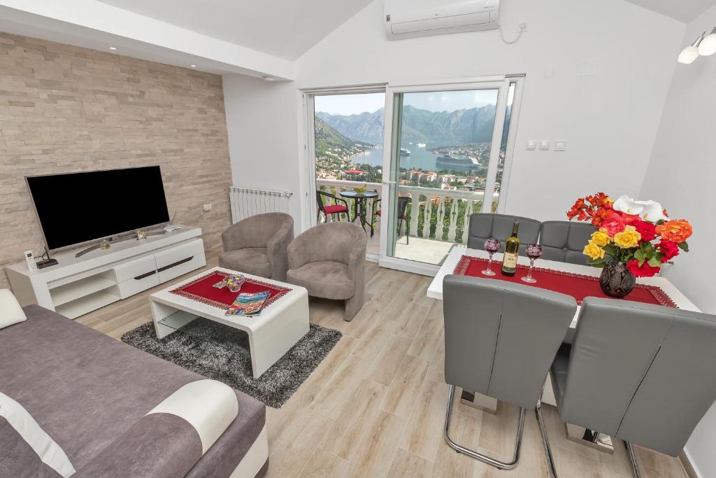 Apartment Kalle — Hotel in Kotor