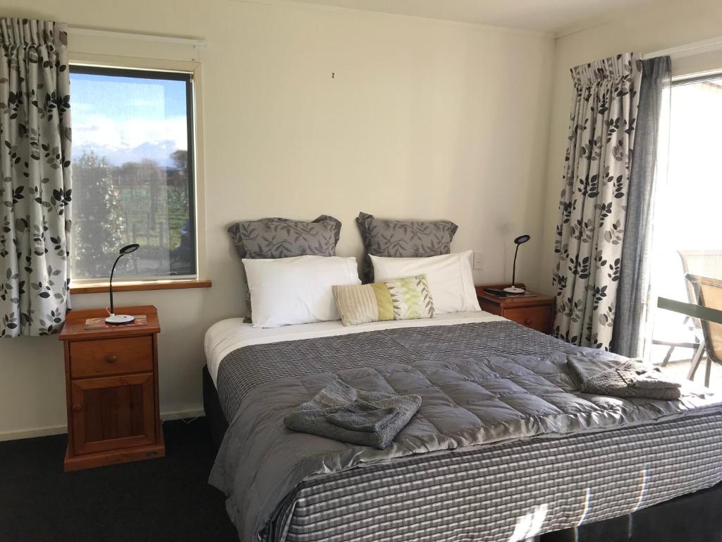 Bluebell Lodge and Cottages photo
