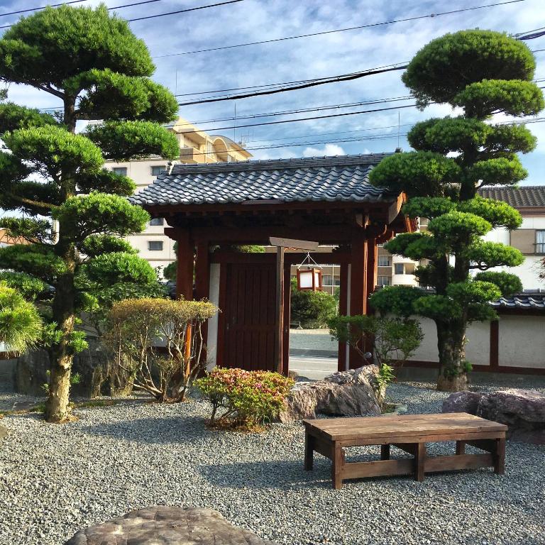 まるで一国一城の主 佐藤邸 photo