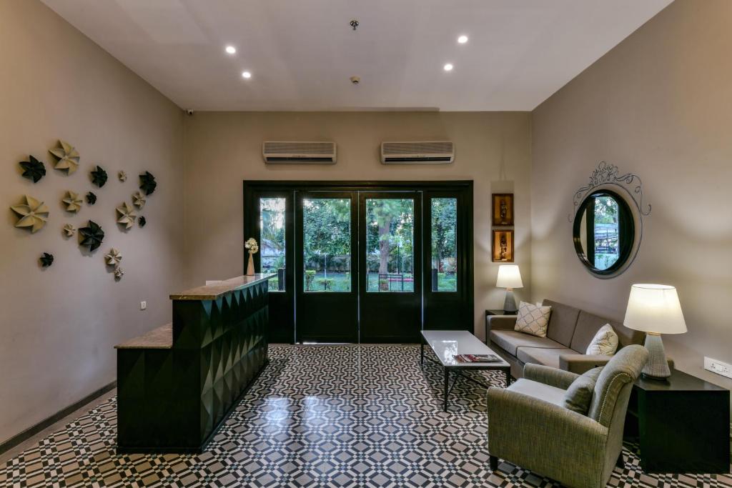 โรงแรมซัน เอ็น แซนด์ เชอร์ดี (Sun N Sand Shirdi Hotel)