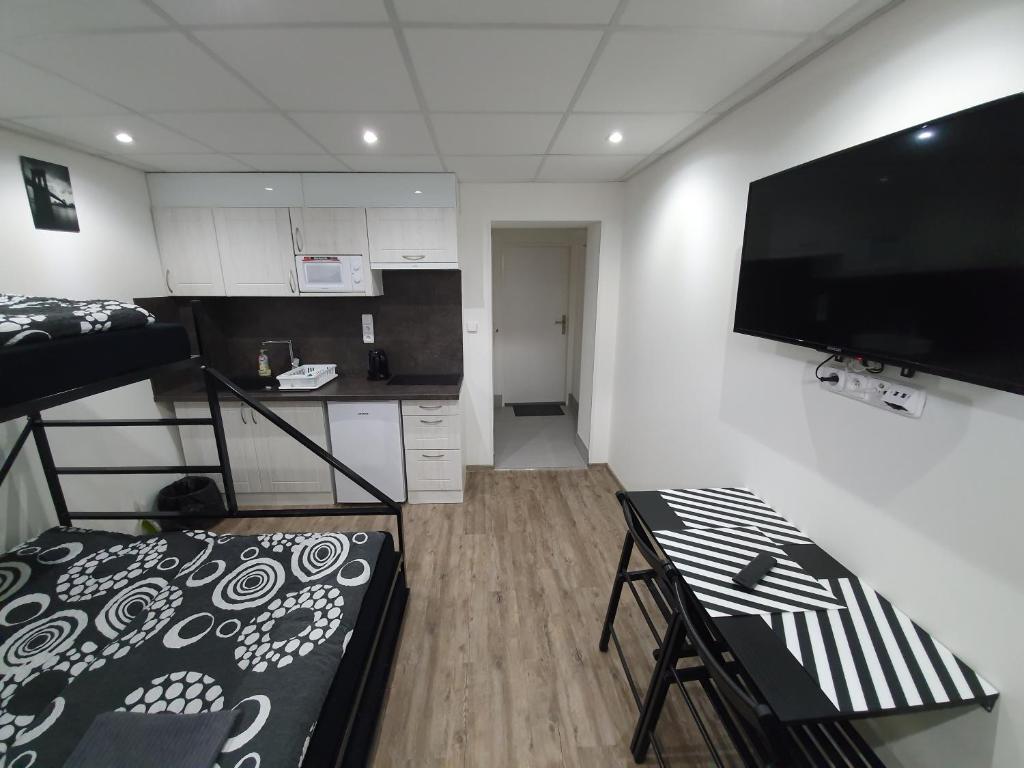 Small Apartments Denisa Business photo