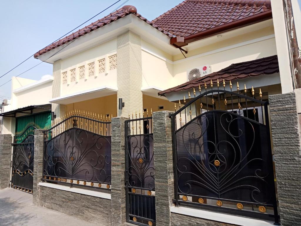 Radikha Homestay Jogja — Hotel in Yogyakarta