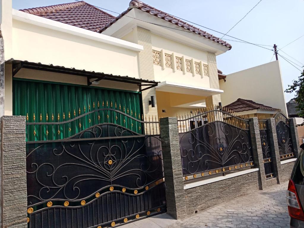 Radikha Homestay Jogja photo