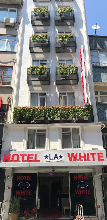 Hotel La White photo
