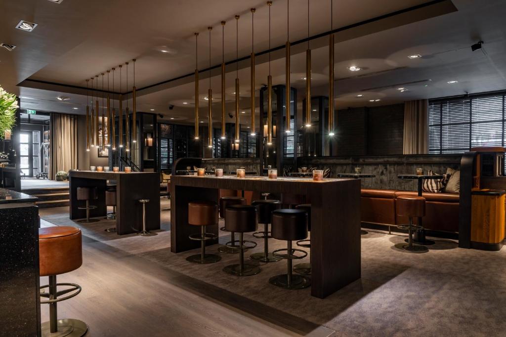 Bar/lounge