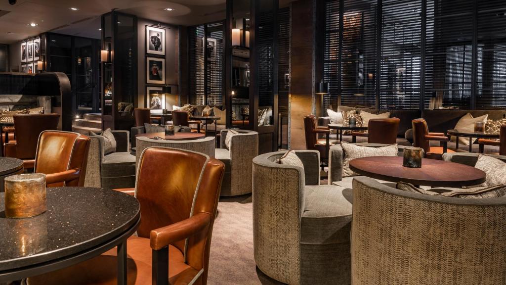 Bar/lounge
