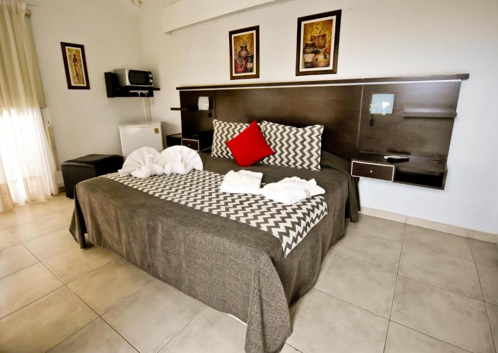 Concept Suite (2 Adults)