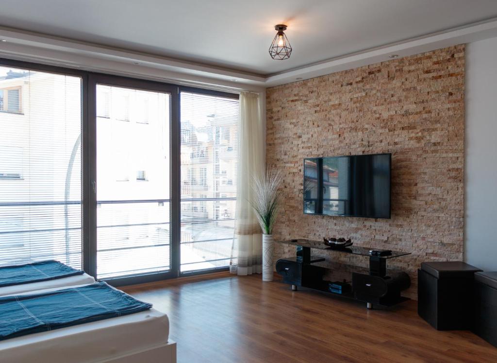 Ana's Apartments photo
