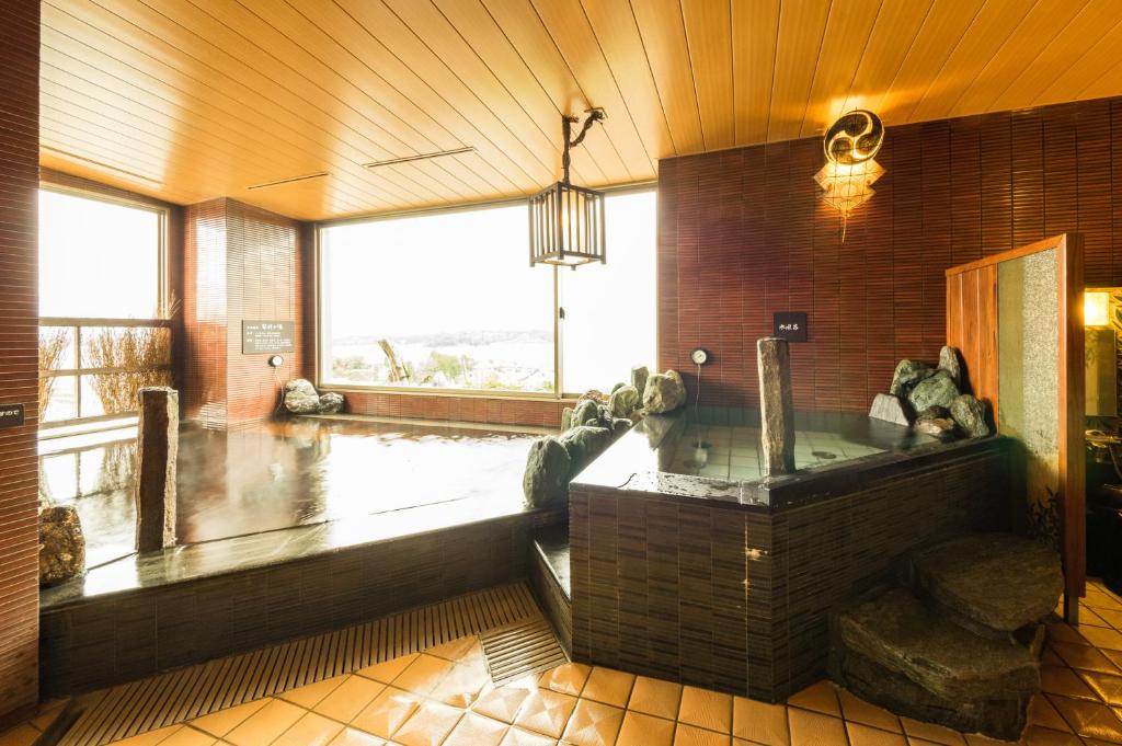 Hot spring bath, Natural Hot Spring Spa Dormy Inn Express Kakegawa in Hamamatsu