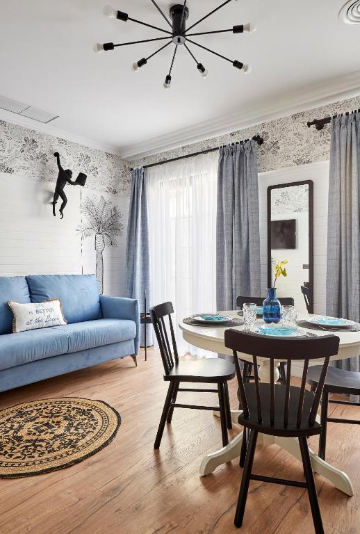 "Breeze" Aparthotel by Parrot`s House - 2