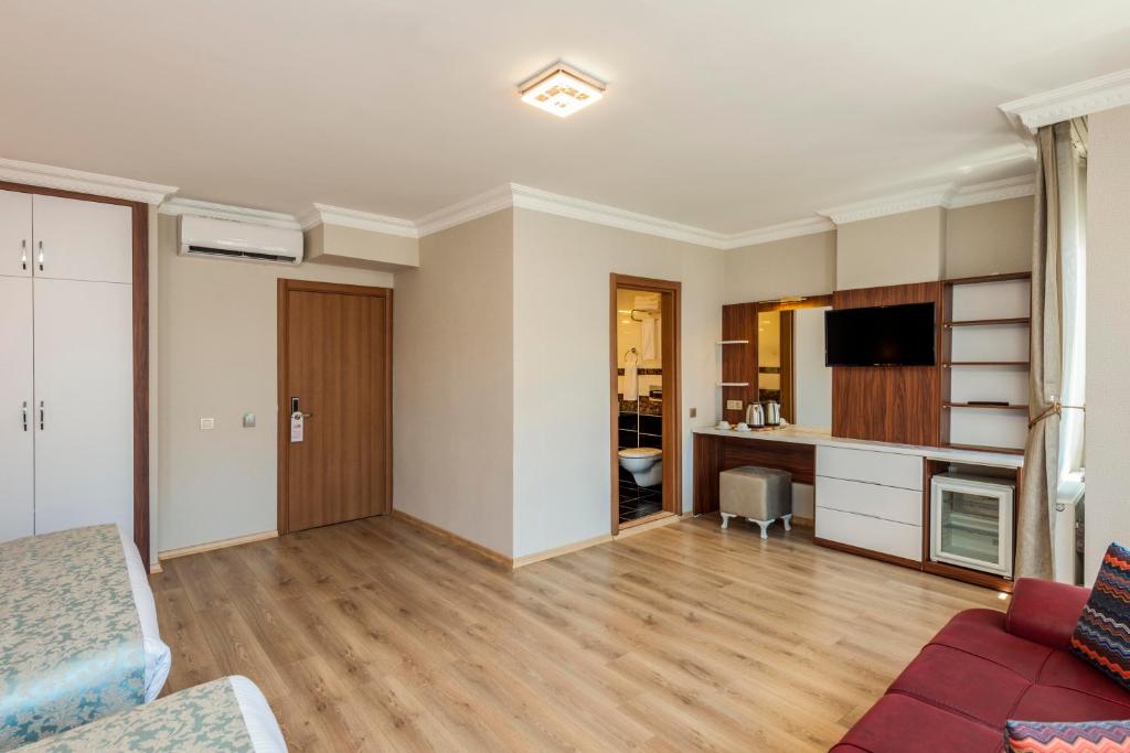 Kupeli Hotel Photo 18