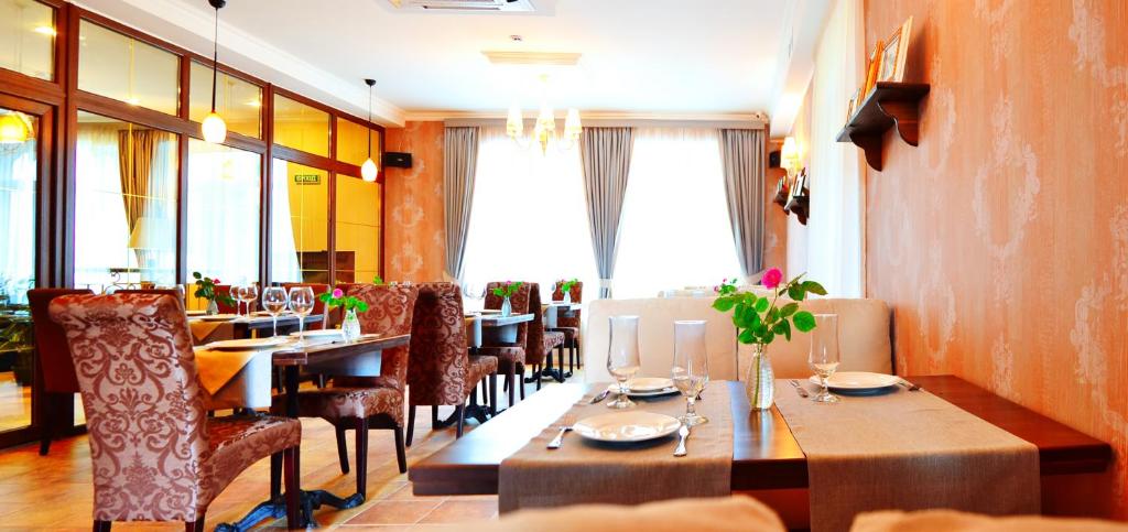 Hotel Ajur 전경