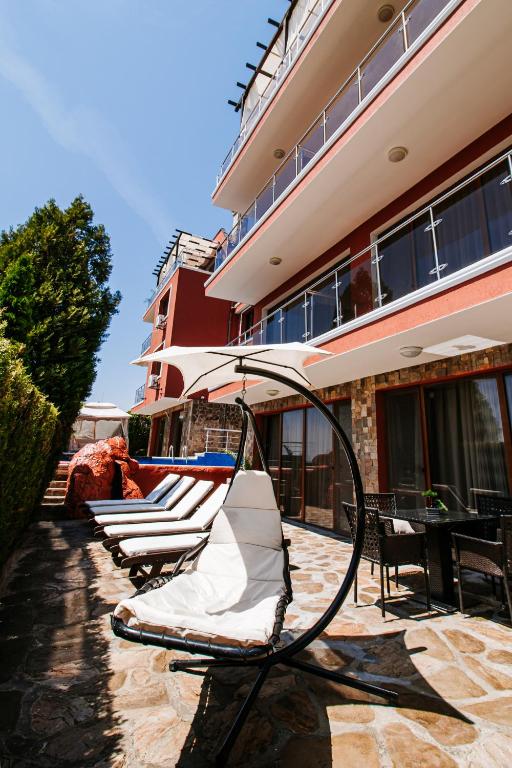 Red Iguana Hotel photo