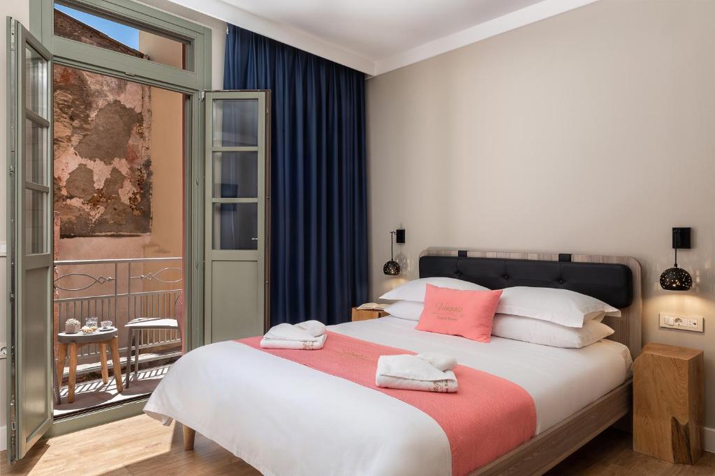 Viaggio Elegant Rooms — Hotel in Crete Island
