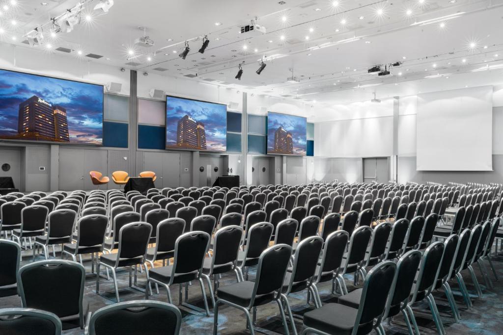 Tárgyalóterem/bálterem