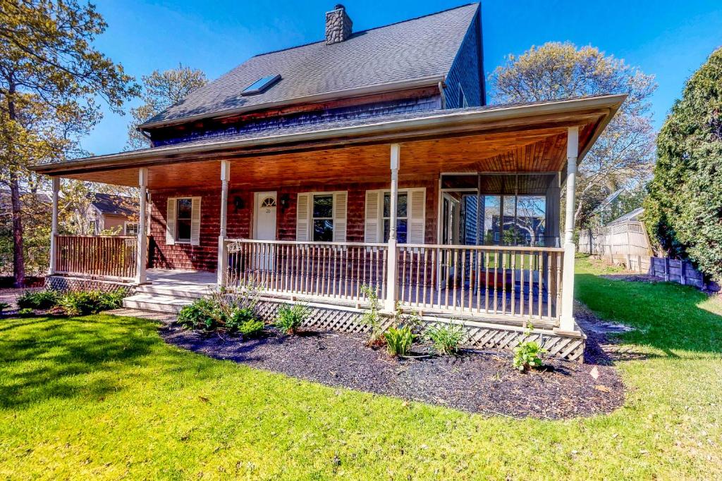 Sunny Side Up, Oak Bluffs