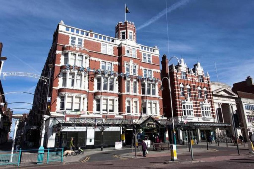 Scarisbrick Hotel photo