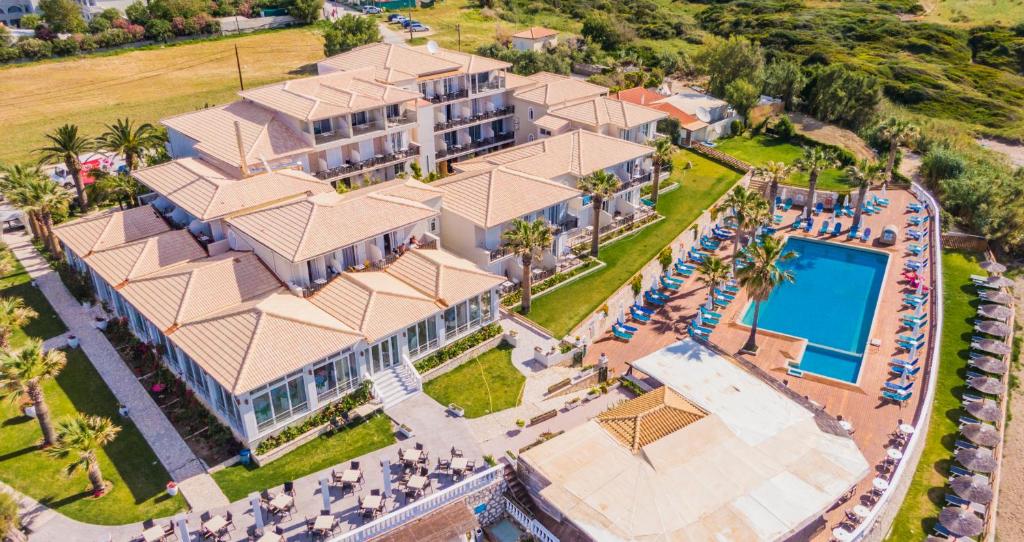 Crystal Beach Hotel — Hotel building in Kalamaki (Zakynthos), Ionian Islands