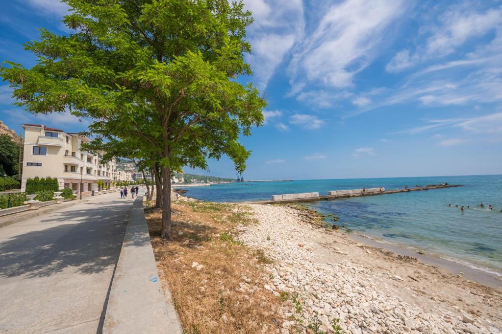 Balchik Sea View Apartments in Princess Residence photo