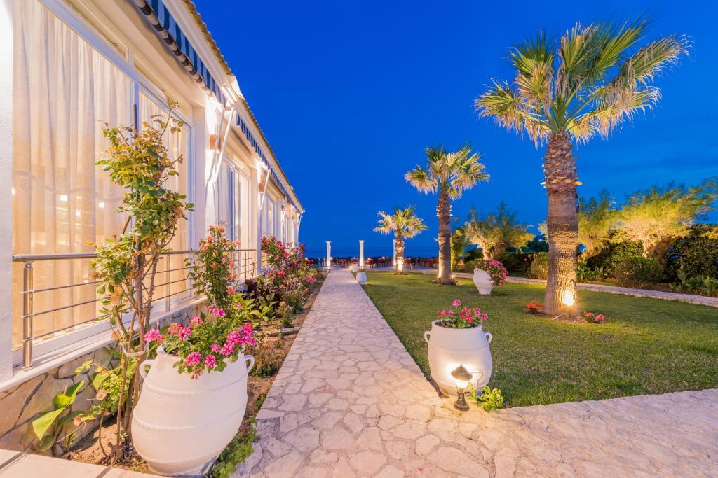 Crystal Beach Hotel — Hotel building in Kalamaki (Zakynthos), Ionian Islands