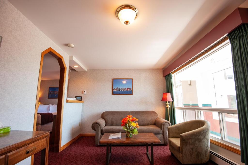 Dutch Inn Kite Dutch Inn, Cornwall (PE) | 2024 Updated Prices, Deals