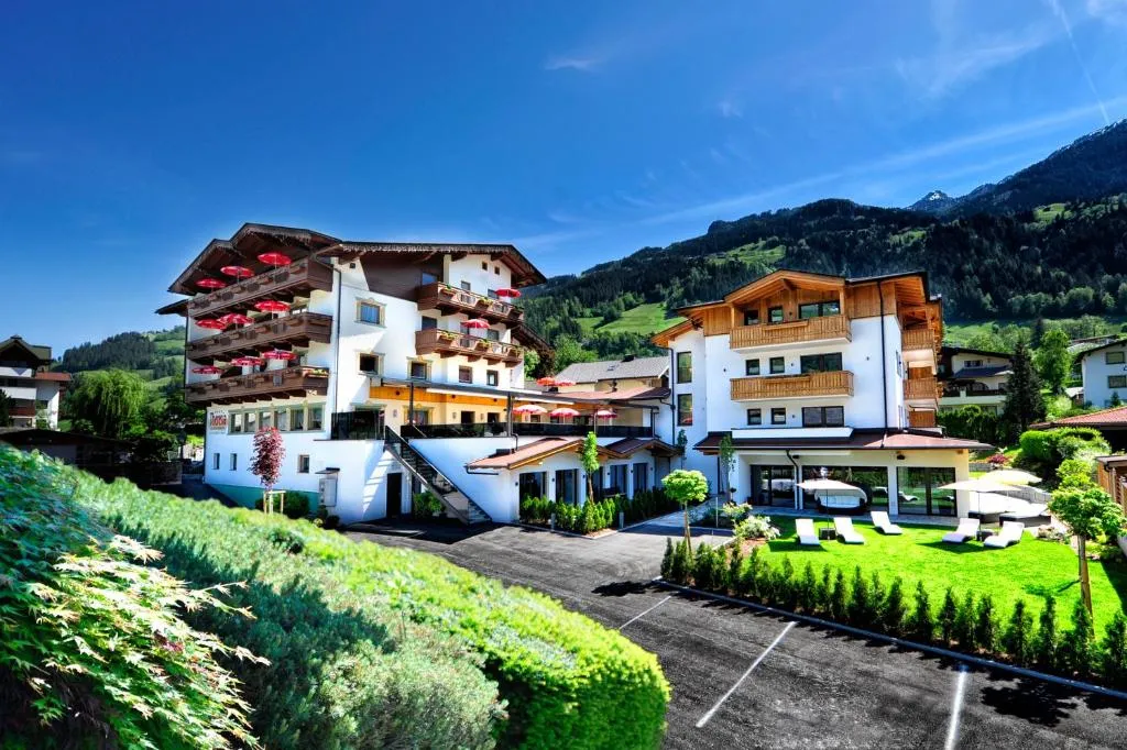 Hotel Theresia, hotel in Ramsau im Zillertal