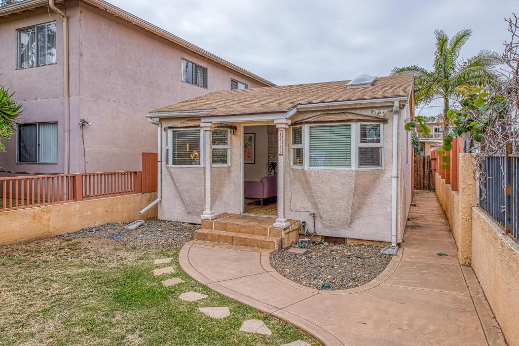 Cottage By Mission Bay photo