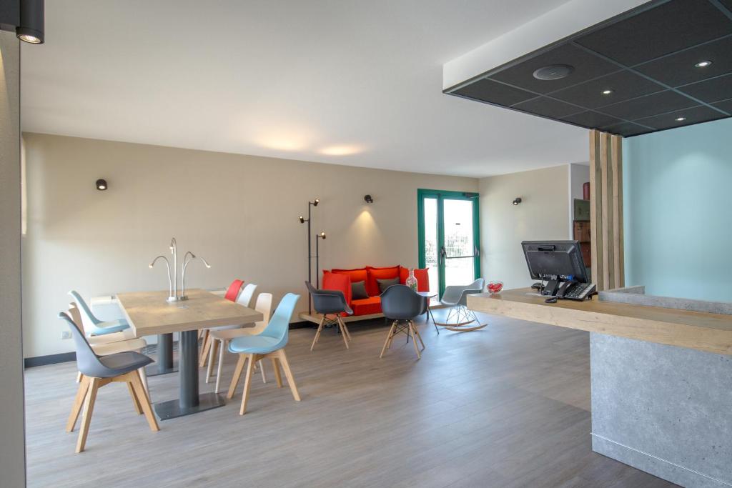 Ibis Perpignan Nord photo