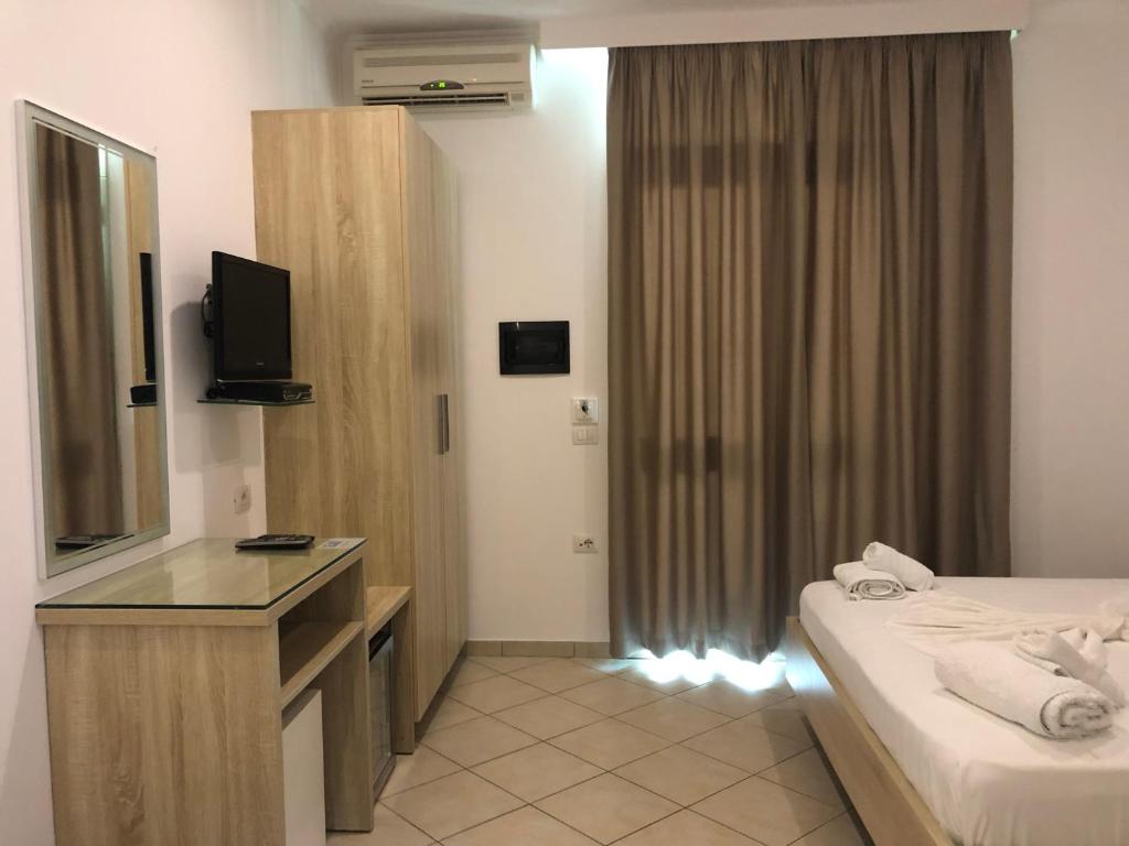 Hotel Jon photo