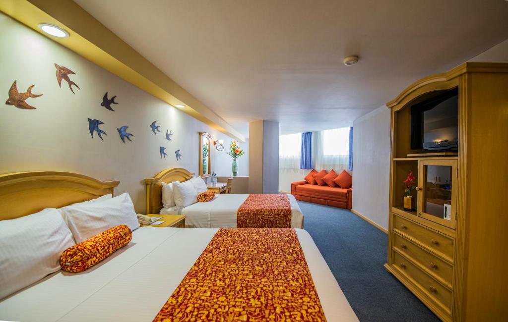 Aranzazu Plaza Kristal Aguascalientes Photo 4