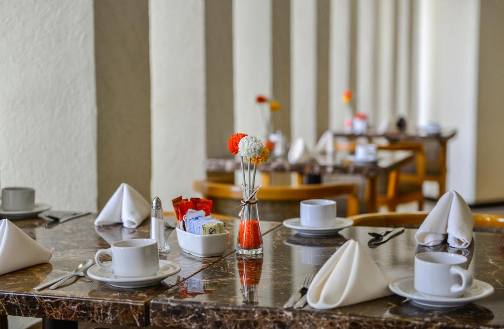 Aranzazu Plaza Kristal Aguascalientes Photo 22