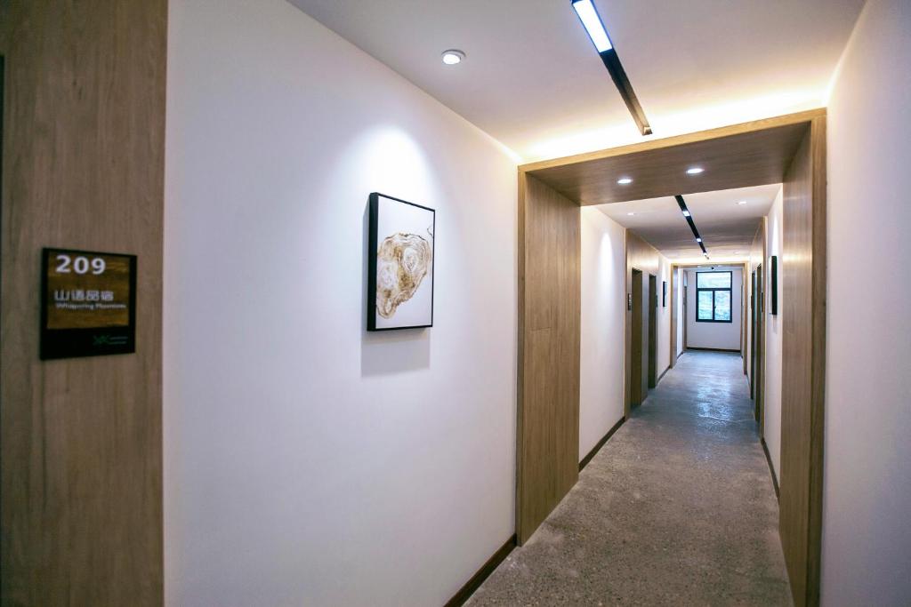 Whispering Mountains Boutique Hotel photo
