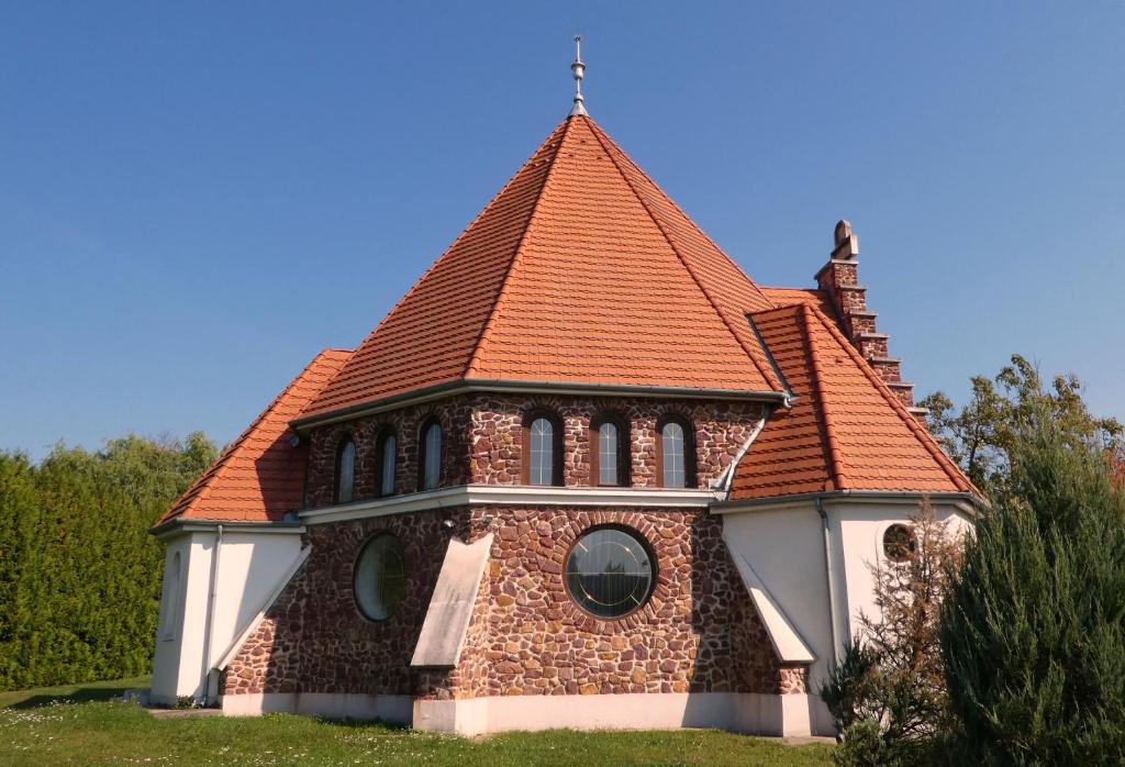Nearby attraction